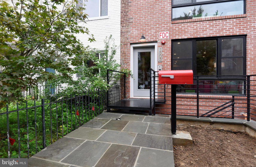 1503 K STREET, WASHINGTON, DC 20003, 2 Bedrooms Bedrooms, ,2 BathroomsBathrooms,Residential,Sold,1008348956