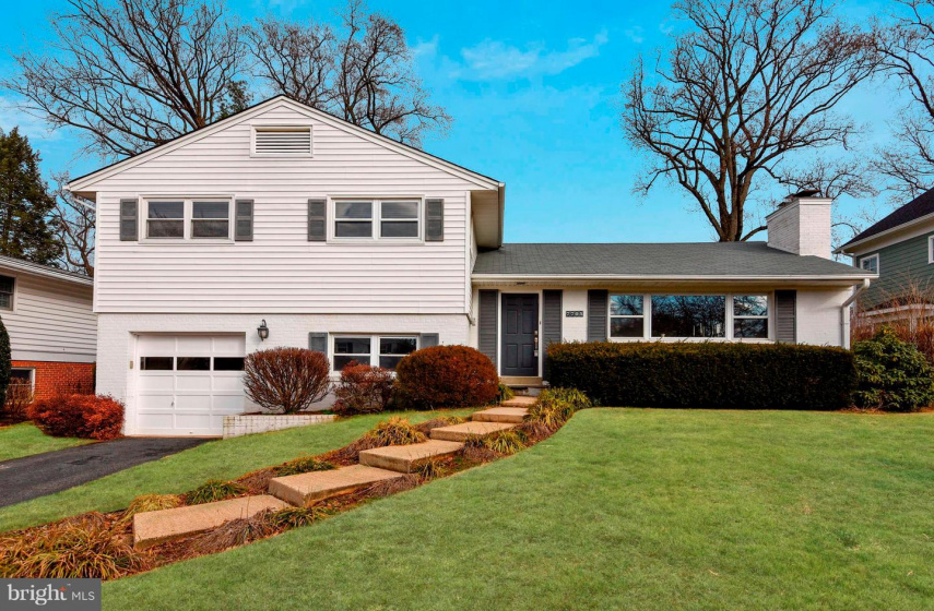 7705 GRANADA DRIVE, BETHESDA, MD 20817, 4 Bedrooms Bedrooms, ,3 BathroomsBathrooms,Residential,Sold,MDMC487130