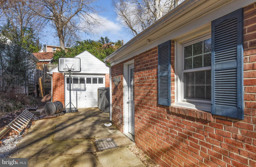 4607 ROXBURY DRIVE, BETHESDA, MD 20814, 3 Bedrooms Bedrooms, ,2 BathroomsBathrooms,Residential,Sold,MDMC487846