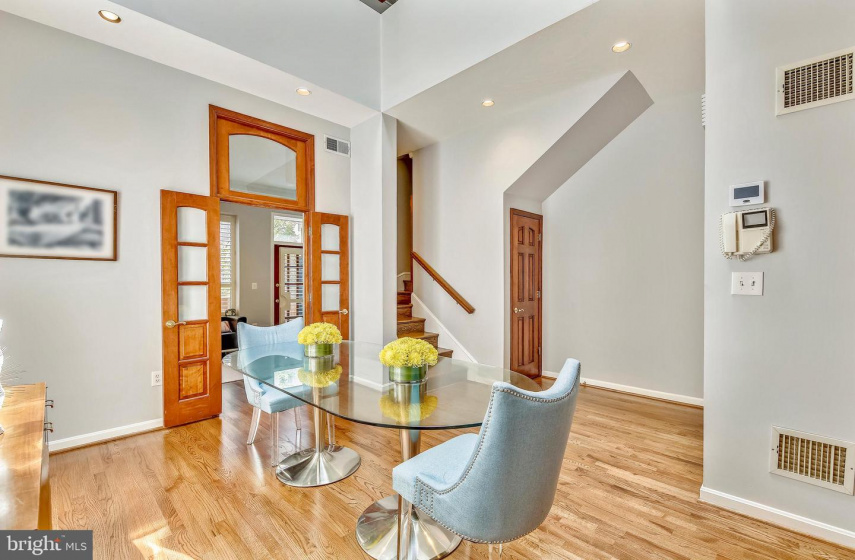 1001 NEW HAMPSHIRE AVENUE, WASHINGTON, DC 20037, 3 Bedrooms Bedrooms, ,4 BathroomsBathrooms,Residential,Sold,DCDC434822