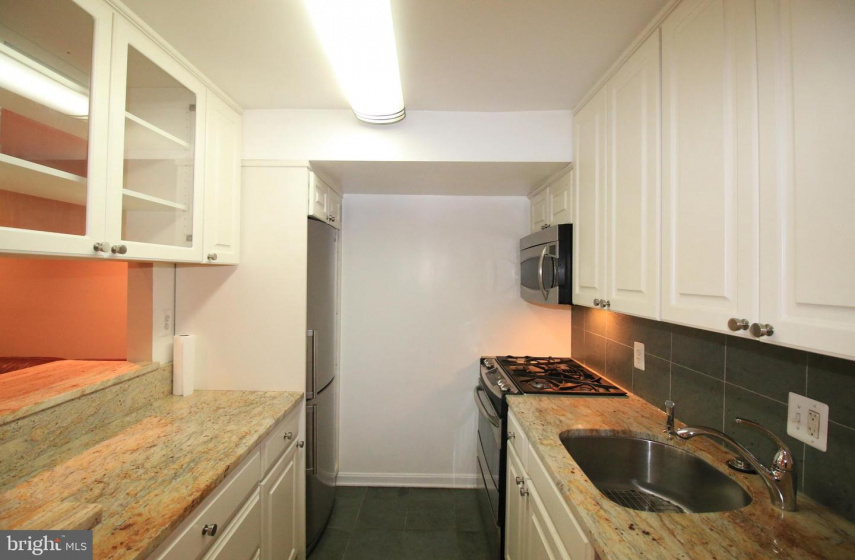 1001 NEW HAMPSHIRE AVENUE, WASHINGTON, DC 20037, 3 Bedrooms Bedrooms, ,4 BathroomsBathrooms,Residential,Sold,DCDC434822