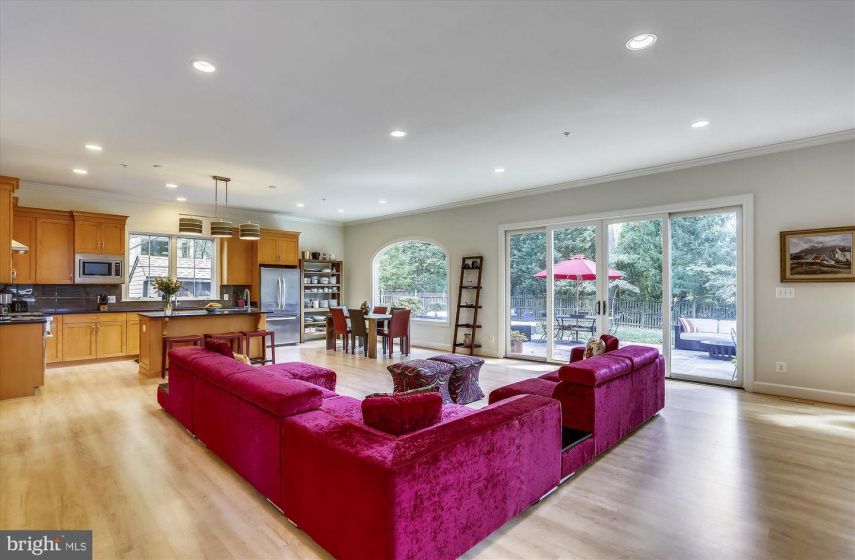 6000 MAIDEN LANE, BETHESDA, MD 20817, 7 Bedrooms Bedrooms, ,5 BathroomsBathrooms,Residential,Sold,MDMC678306