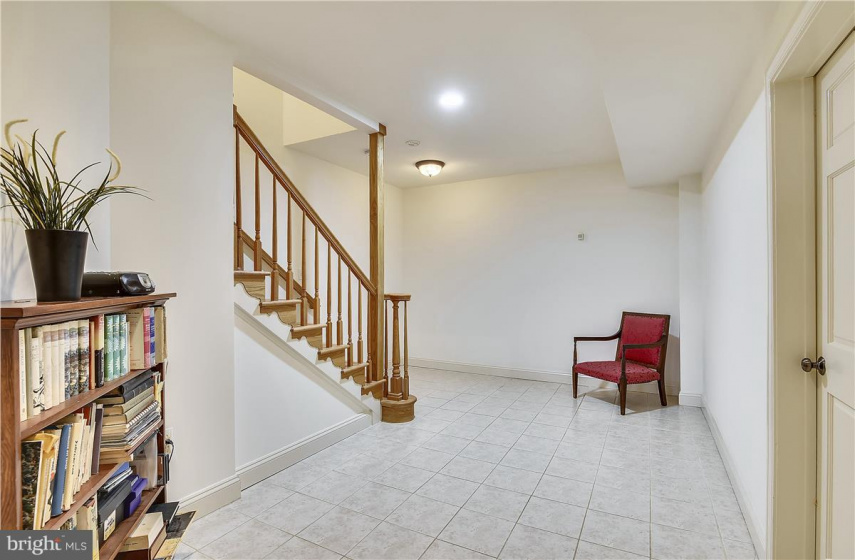 5704 MAIDEN LANE, BETHESDA, MD 20817, 6 Bedrooms Bedrooms, ,5 BathroomsBathrooms,Residential,Sold,1000193465