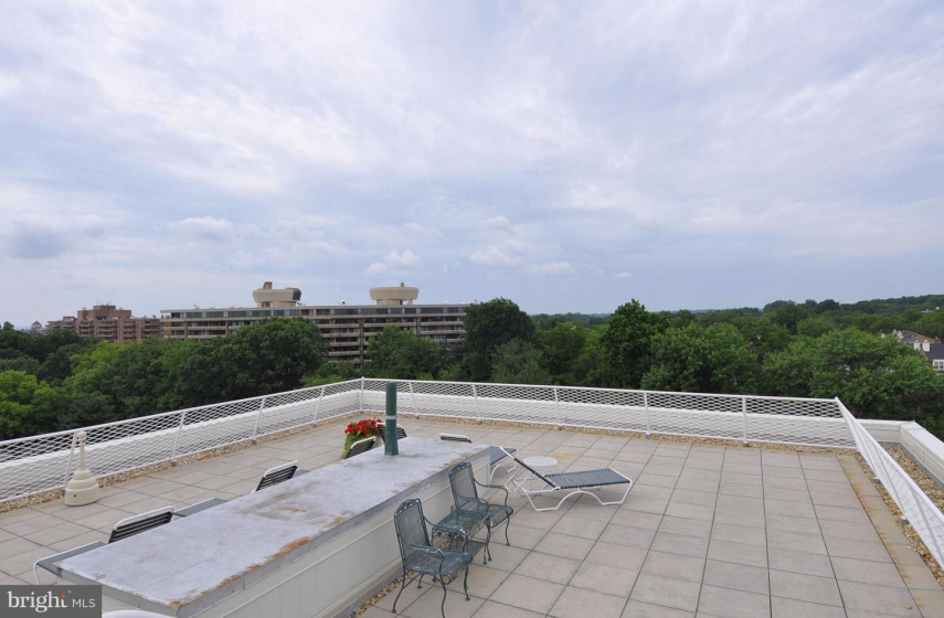 4301 MASSACHUSETTS AVENUE, WASHINGTON, DC 20016, 2 Bedrooms Bedrooms, ,2 BathroomsBathrooms,Residential,Sold,1001016081