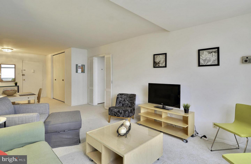 2401 H STREET, WASHINGTON, DC 20037, 1 Bedroom Bedrooms, ,1 BathroomBathrooms,Residential,Sold,1001380901