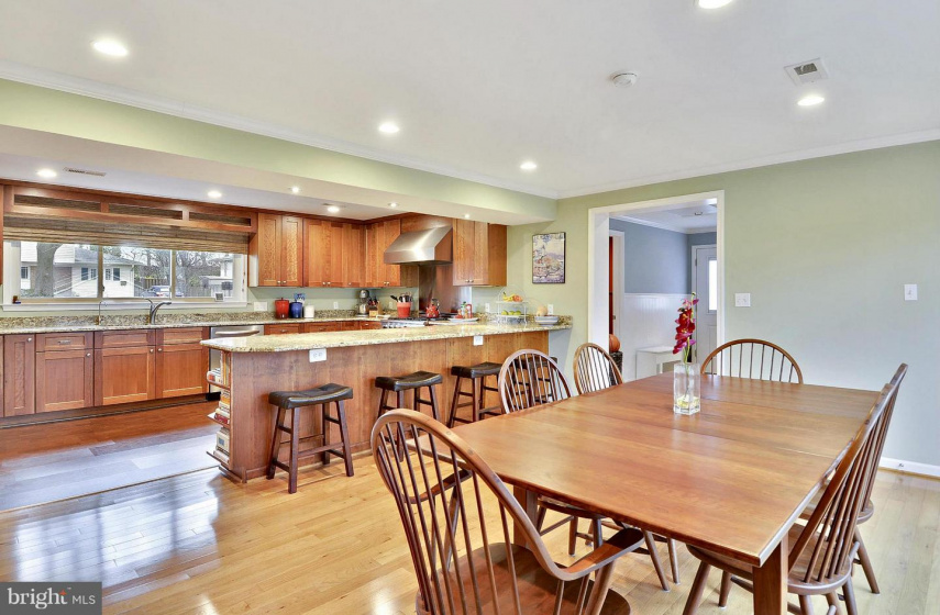 6305 MAIDEN LANE, BETHESDA, MD 20817, 4 Bedrooms Bedrooms, ,2 BathroomsBathrooms,Residential,Sold,1002495027