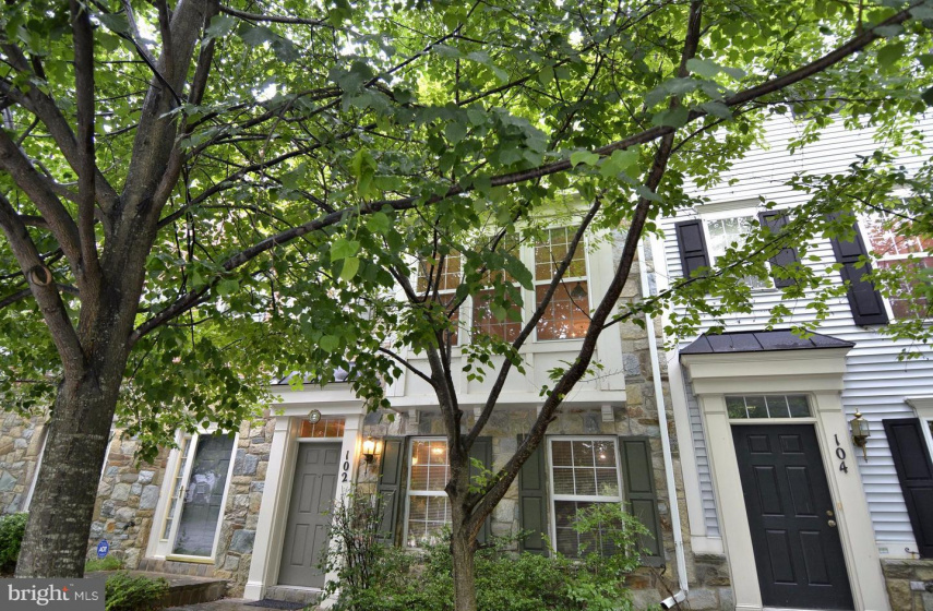 102 ELMCROFT BOULEVARD, ROCKVILLE, MD 20850, 4 Bedrooms Bedrooms, ,3 BathroomsBathrooms,Residential,Sold,1002539589