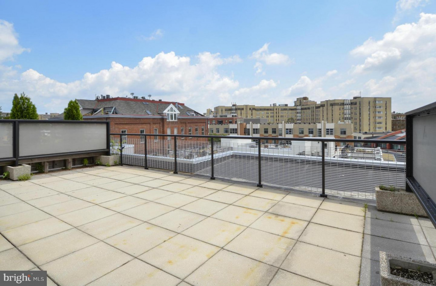 2410 17TH STREET, WASHINGTON, DC 20009, 2 Bedrooms Bedrooms, ,2 BathroomsBathrooms,Residential,Sold,1003945667