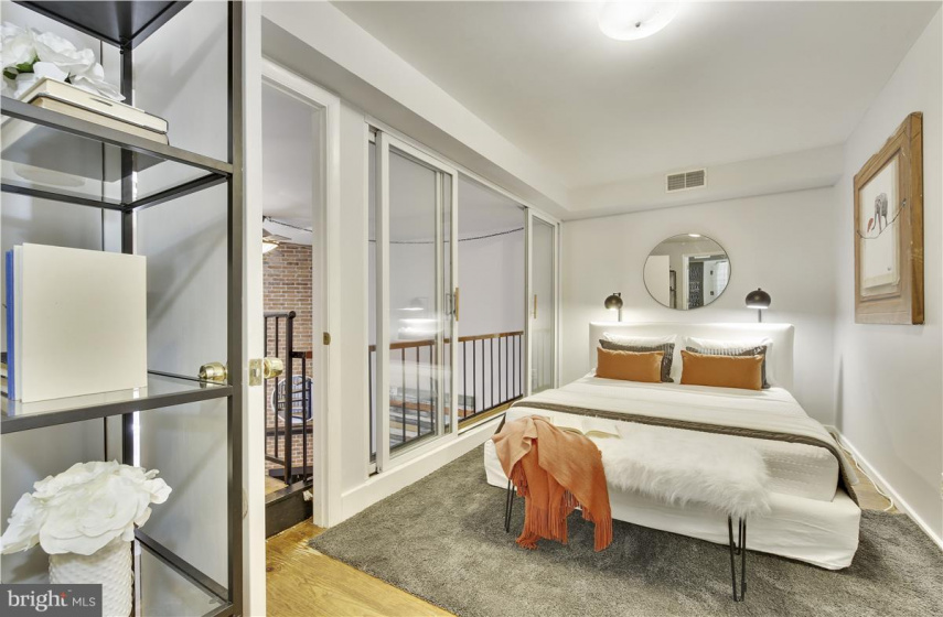 629 CONSTITUTION AVENUE, WASHINGTON, DC 20002, 1 Bedroom Bedrooms, ,2 BathroomsBathrooms,Residential,Sold,1000209078