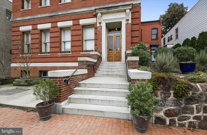 629 CONSTITUTION AVENUE, WASHINGTON, DC 20002, 1 Bedroom Bedrooms, ,2 BathroomsBathrooms,Residential,Sold,1000209078