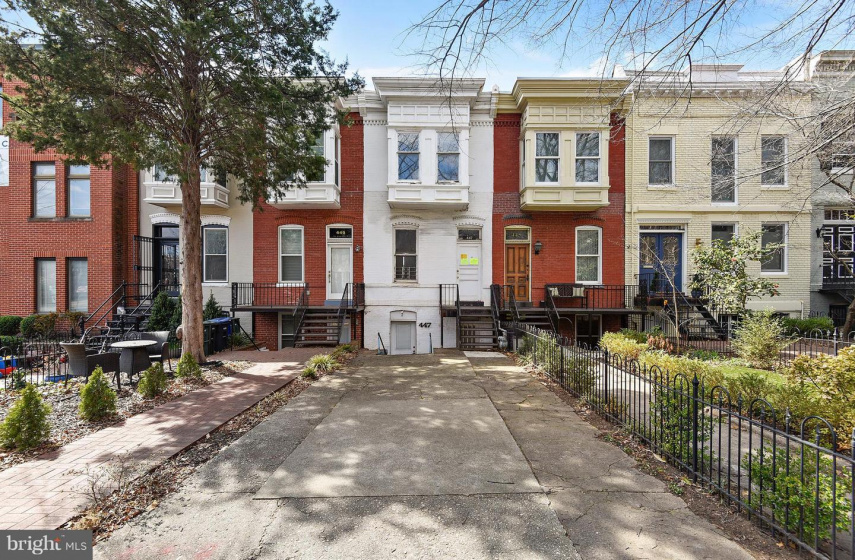 447 NEW JERSEY AVENUE, WASHINGTON, DC 20003, 4 Bedrooms Bedrooms, ,2 BathroomsBathrooms,Residential,Sold,1000266804