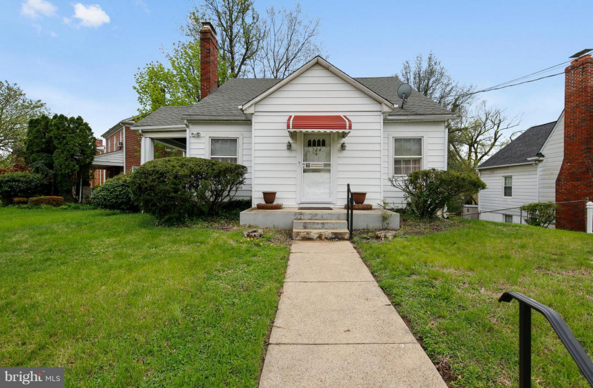 124 QUACKENBOS STREET, WASHINGTON, DC 20011, 3 Bedrooms Bedrooms, ,3 BathroomsBathrooms,Residential,Sold,1000437718