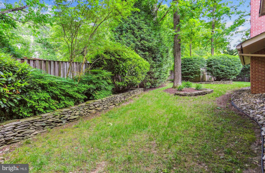 9517 STARMONT ROAD, BETHESDA, MD 20817, 4 Bedrooms Bedrooms, ,2 BathroomsBathrooms,Residential,Under Contract,MDMC2149152