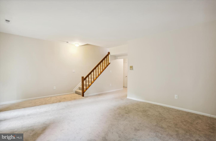 5014 CLOISTER DRIVE, ROCKVILLE, MD 20852, 4 Bedrooms Bedrooms, ,2 BathroomsBathrooms,Residential,Under Contract,MDMC2154458