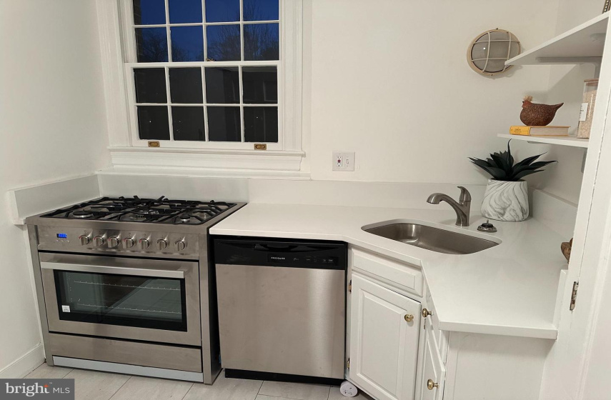 3041 SEDGWICK STREET, WASHINGTON, DC 20008, 2 Bedrooms Bedrooms, ,1 BathroomBathrooms,Residential,For Sale,DCDC2172060