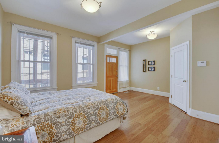 1705 EUCLID STREET, WASHINGTON, DC 20009, 2 Bedrooms Bedrooms, ,2 BathroomsBathrooms,Residential,Sold,1003698446